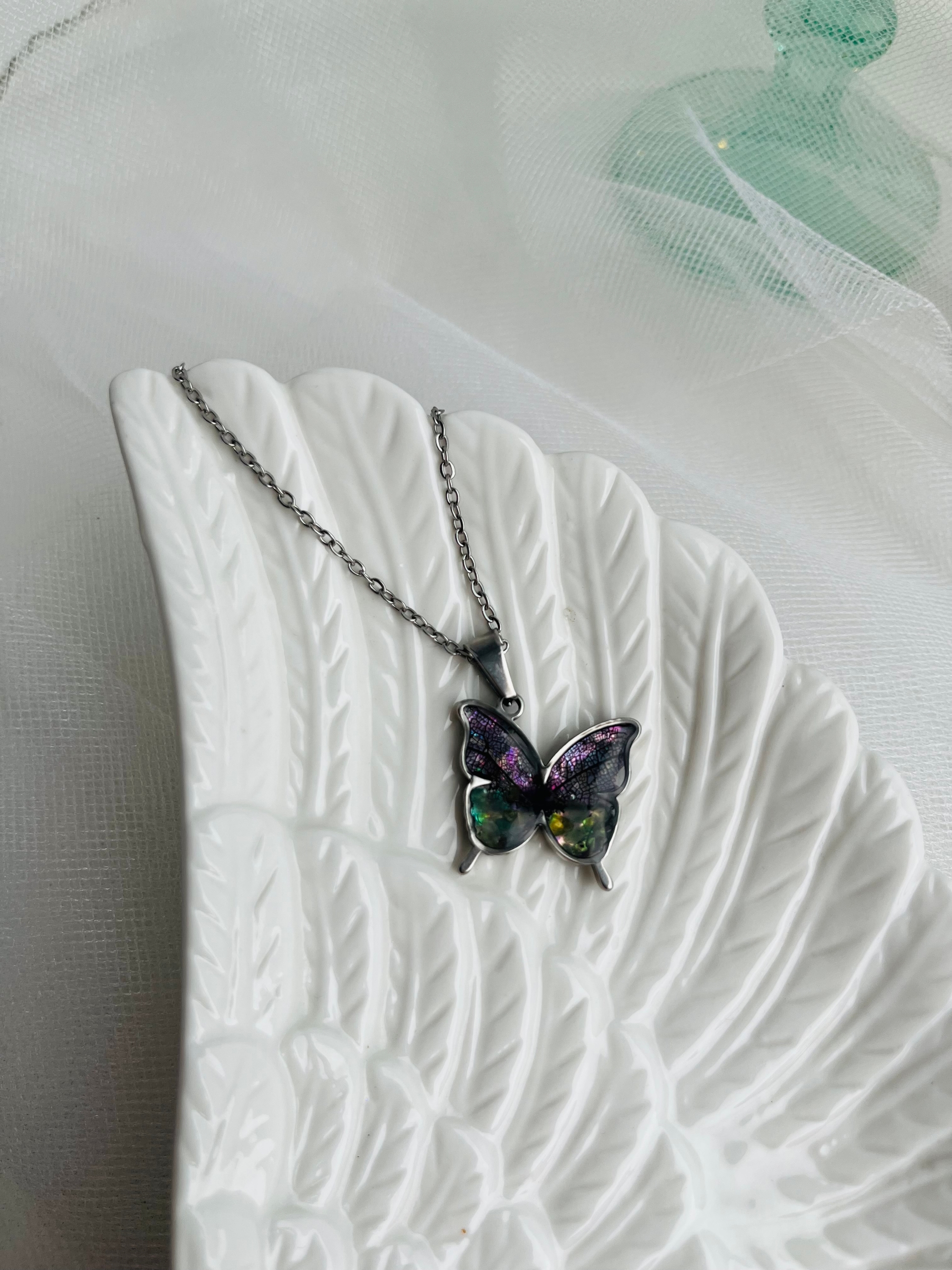 Создание украшения с УФ-смолой