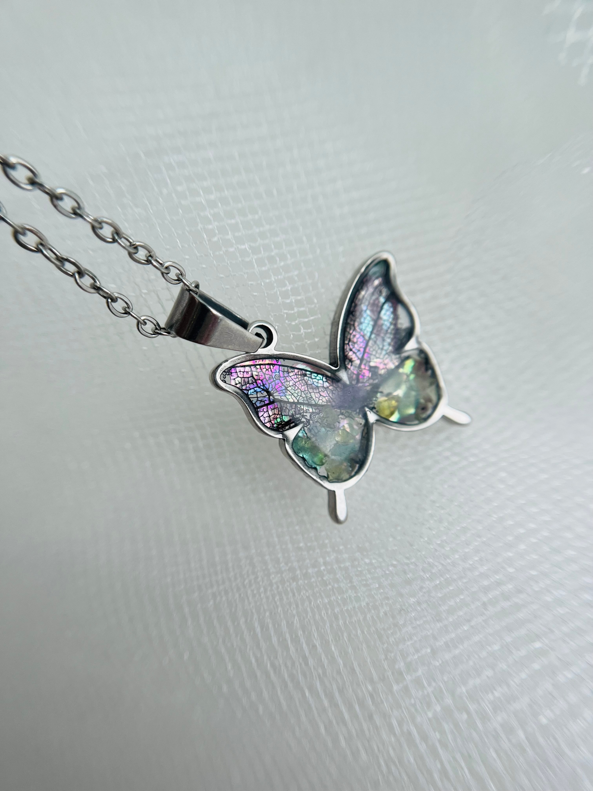 Создание украшения с УФ-смолой