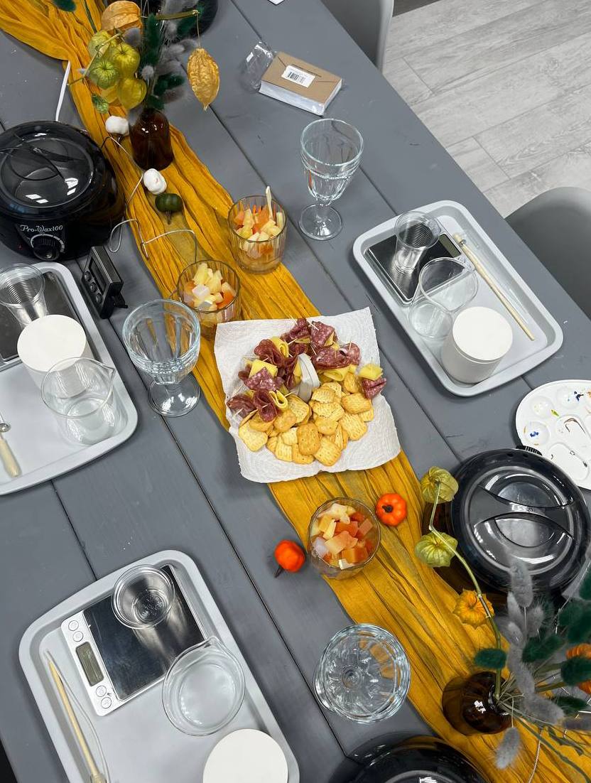 Арт-вечеринка для компании: МК по свечеварению