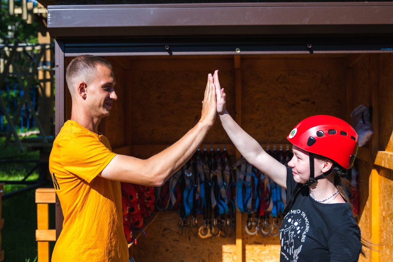 Мастер-класс по трассам и скалодрому в веревочном парке