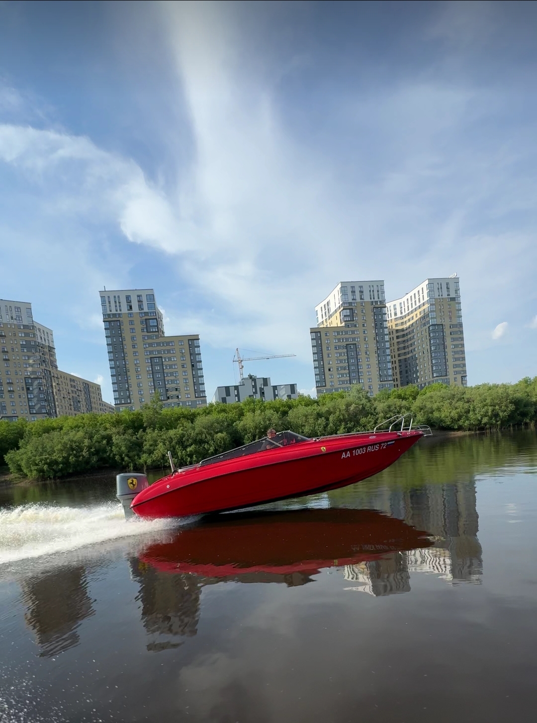 Прогулка с ветерком на катере